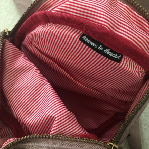 Herschel Supply Company Classic Nova Mini Backpack in Ash Rose, 6.5L - Picture 3 of 15